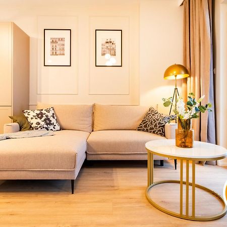 Apartamentysnu, Wola Tower Z Parkingiem Warsaw Luaran gambar